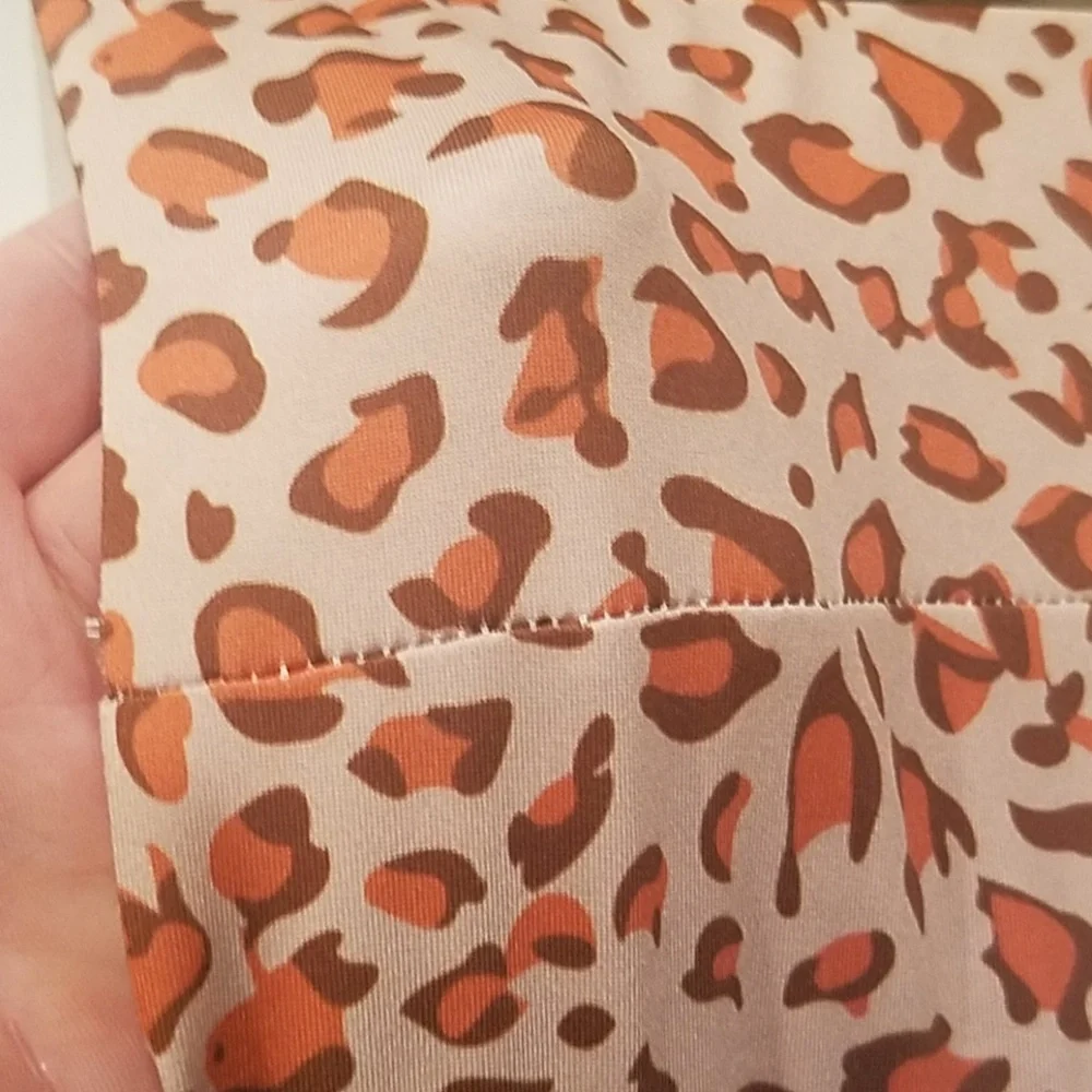 ♥️10/$13 New leopard stretchy boot toppers cuffs Nwot